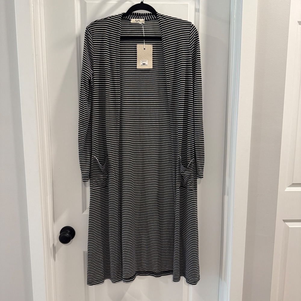 KyeMi Bayabelle Boutique Black White Striped Ribbed Duster Cardigan Small‎ NWT